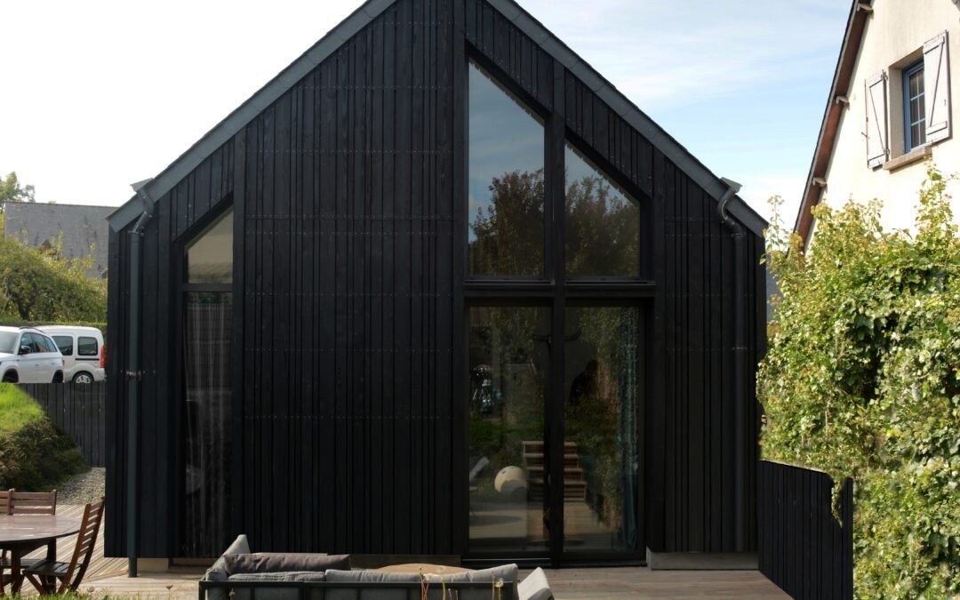 La grange ébène – Maison en bois revisitée